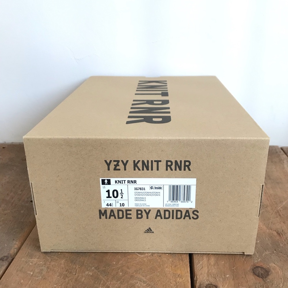 Yeezy Knit RNR - Picture 7 of 9